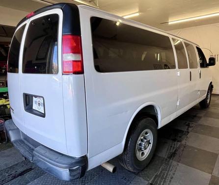 2016 Chevrolet Express 3500 LT