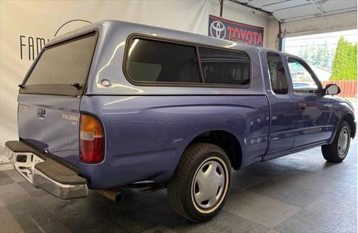 2000 Toyota Tacoma Base