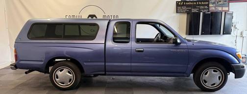 2000 Toyota Tacoma Base