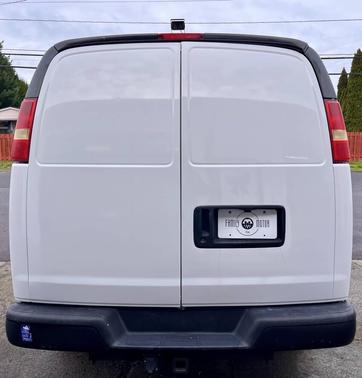 2006 Chevrolet Express 2500 Base