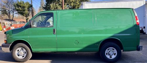 2010 Chevrolet Express 2500 Work Van