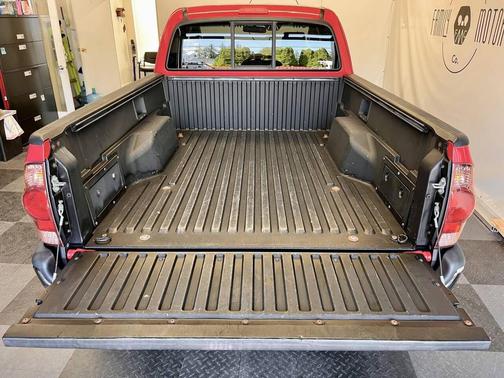 Red 2006 Toyota Tacoma PreRunner Access Cab