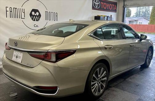 2021 Lexus ES 250 Base