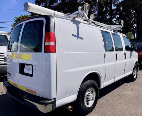 Summit White 2014 Chevrolet Express 2500 Work Van