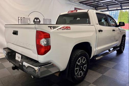 2018 Toyota Tundra SR5