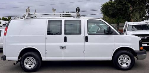 Summit White 2014 Chevrolet Express 2500 Work Van