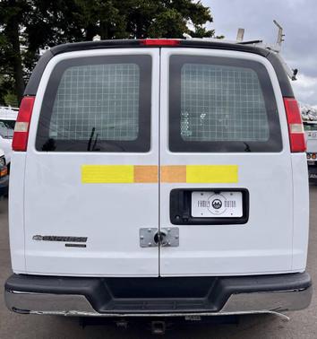 Summit White 2014 Chevrolet Express 2500 Work Van
