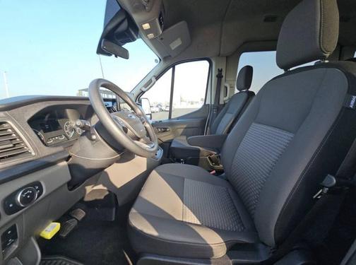 2025 Ford Transit-350 XLT
