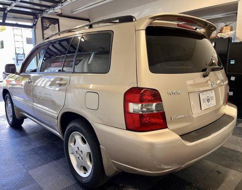 2005 Toyota Highlander Limited