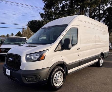 2022 Ford Transit-250 Base