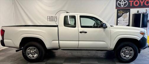 2018 Toyota Tacoma SR