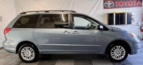 2008 Toyota Sienna LE