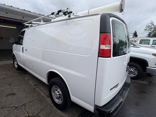 Summit White 2013 Chevrolet Express 2500 Work Van
