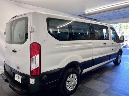 2021 Ford Transit-350 XLT