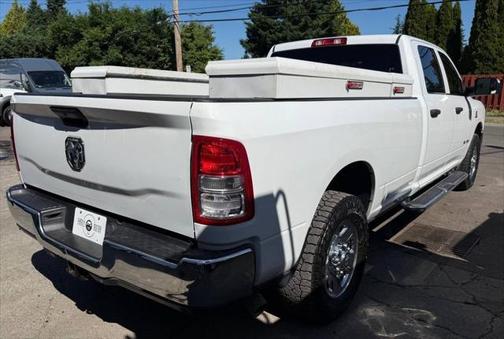 2020 RAM 2500 Tradesman Crew Cab 4X2 8' Box