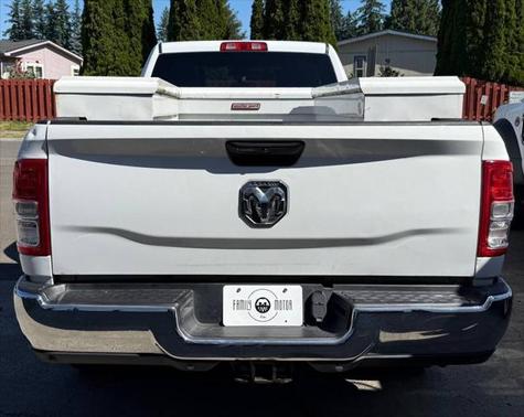 2020 RAM 2500 Tradesman Crew Cab 4X2 8' Box