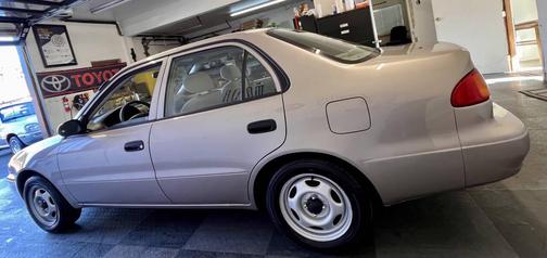 2000 Toyota Corolla VE