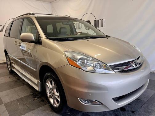 2006 Toyota Sienna XLE Limited