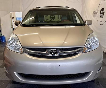 2006 Toyota Sienna XLE Limited