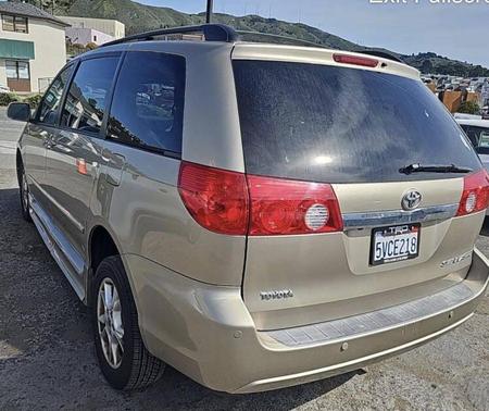 2006 Toyota Sienna XLE Limited