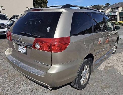 2006 Toyota Sienna XLE Limited