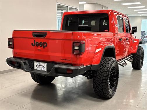 2025 Jeep Gladiator High Tide