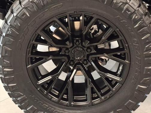 2025 Jeep Gladiator High Tide