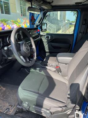 Hydro Blue Pearlcoat 2023 Jeep Wrangler Willys