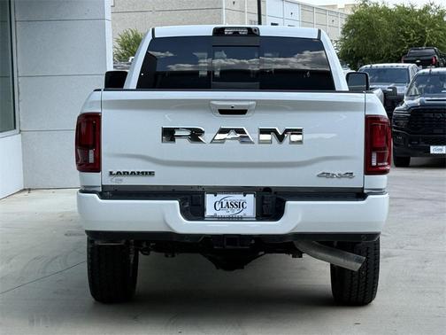 2025 RAM 2500 Laramie Crew Cab 4x4 6'4' Box