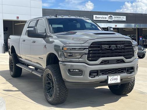 2025 RAM 2500 Laramie Crew Cab 4x4 6'4' Box