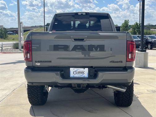 2025 RAM 2500 Laramie Crew Cab 4x4 6'4' Box