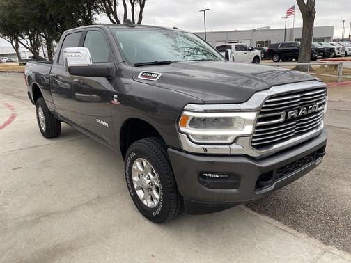 2024 RAM 2500 Laramie Crew Cab 4x4 6'4' Box