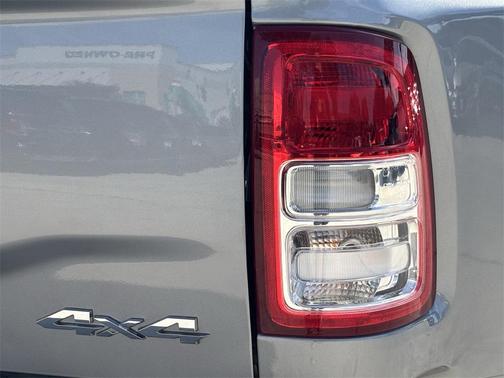 2024 RAM 3500 Big Horn Crew Cab 4x4 8' Box