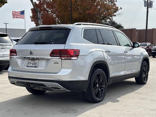 2019 Volkswagen Atlas 3.6L SEL Premium