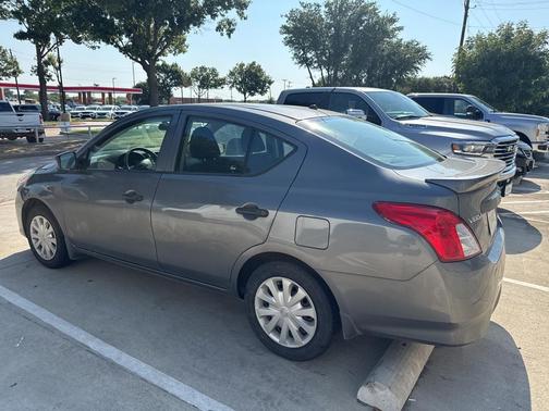 2018 Nissan Versa 1.6 S+
