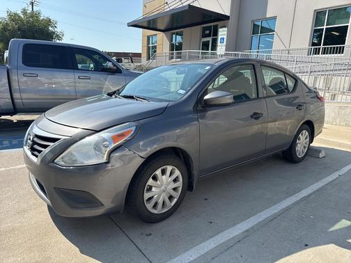 2018 Nissan Versa 1.6 S+