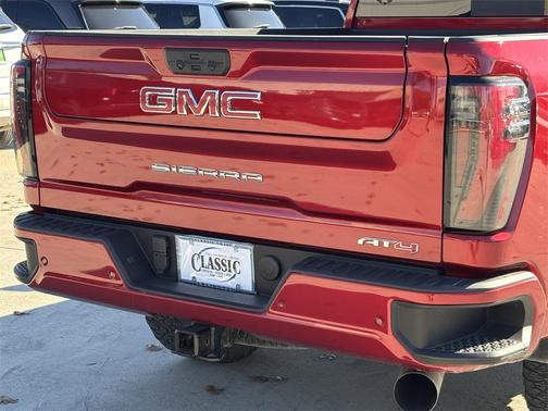 2024 GMC Sierra 2500 AT4