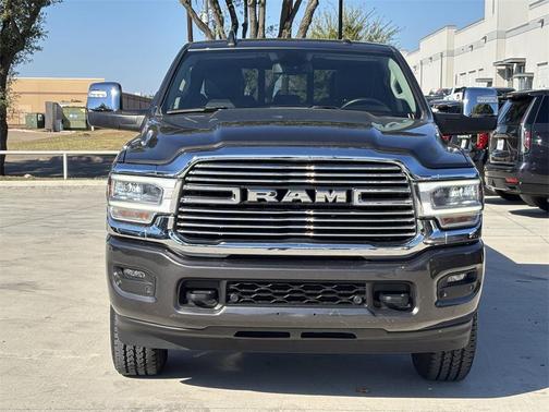2024 RAM 2500 Laramie Crew Cab 4x4 6'4' Box
