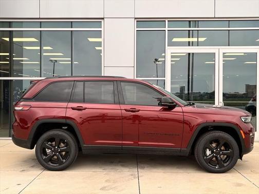2025 Jeep Grand Cherokee Limited X