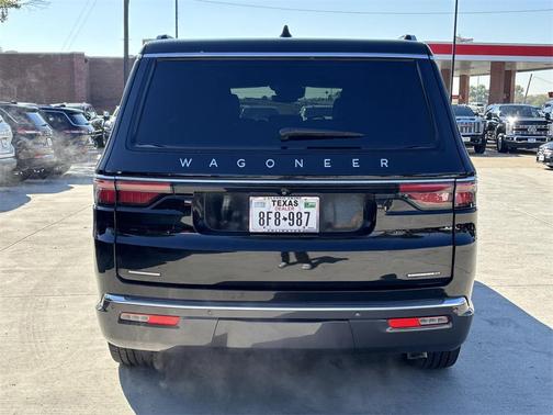 2022 Jeep Wagoneer Series III 4x4