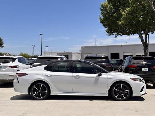 2019 Toyota Camry XSE