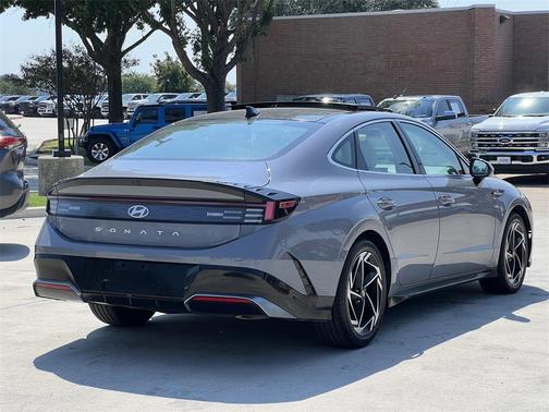 2024 Hyundai SONATA SEL