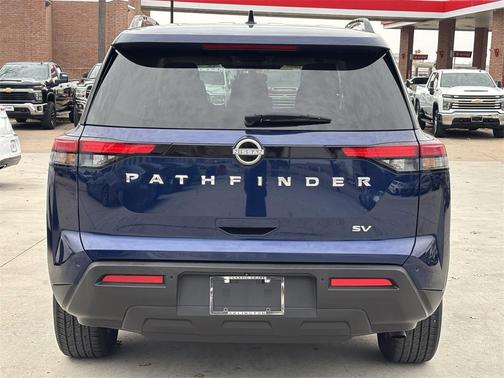 2024 Nissan Pathfinder SV FWD