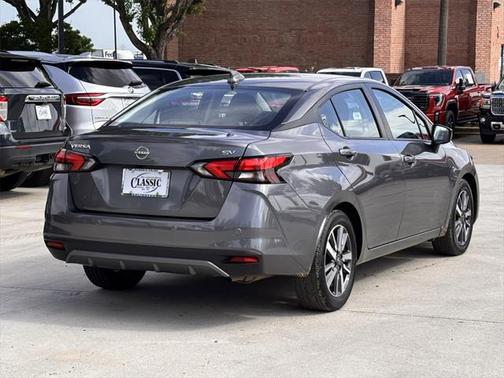 2023 Nissan Versa 1.6 SV