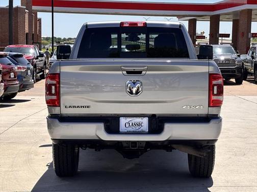 2024 RAM 2500 Laramie Crew Cab 4x4 6'4' Box
