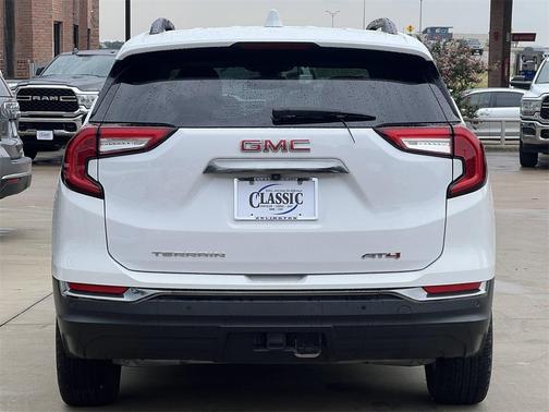 2023 GMC Terrain AWD AT4