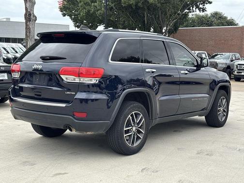 True Blue Pearlcoat 2017 Jeep Grand Cherokee Limited