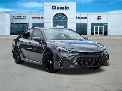 Underground 2026 Toyota Camry SE