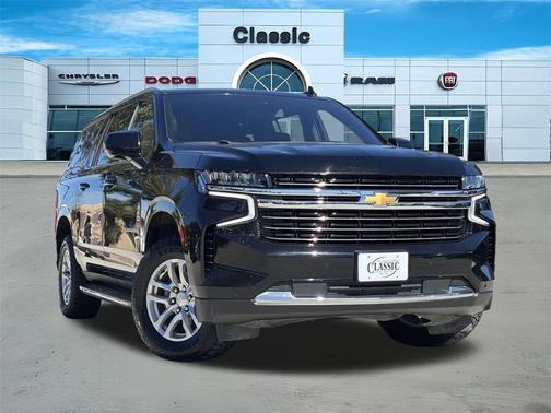 2023 Chevrolet Suburban LT