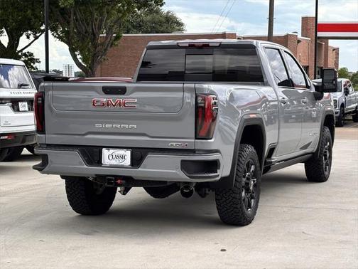 2024 GMC Sierra 2500 AT4